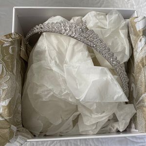 EDEN LUXE Bridal Tiara-Collette, Swarovski Bridal Tiara, Wedding Tiara/Crown